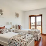 Holiday home With Jacuzzi & Garage By Hostwise *