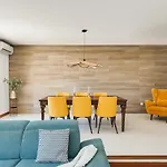 With Jacuzzi & Garage By Hostwise Vila Cha (Porto)