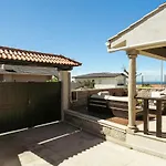 Holiday home With Jacuzzi & Garage By Hostwise