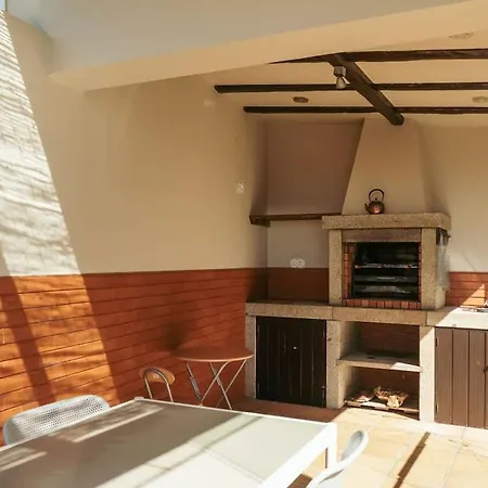 With Jacuzzi & Garage By Hostwise Holiday home
