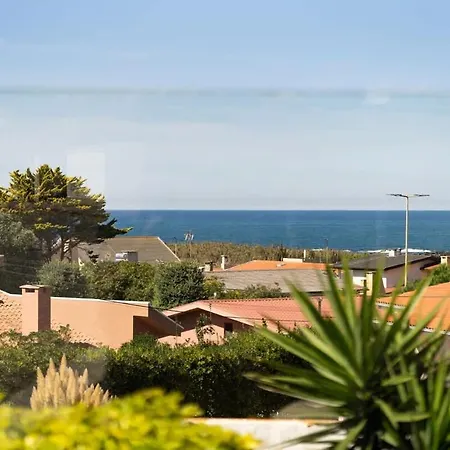 With Jacuzzi & Garage By Hostwise Holiday home Vila Cha (Porto)