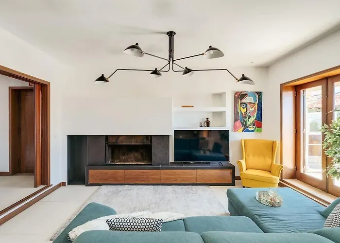 With Jacuzzi & Garage By Hostwise *