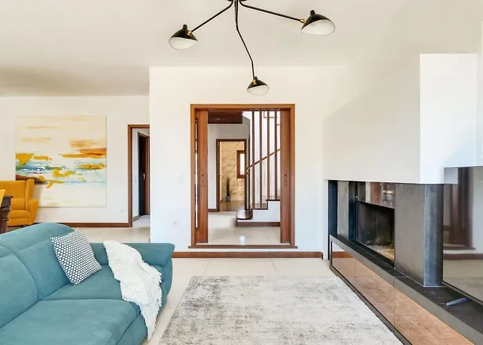 With Jacuzzi & Garage By Hostwise Hébergement de vacances