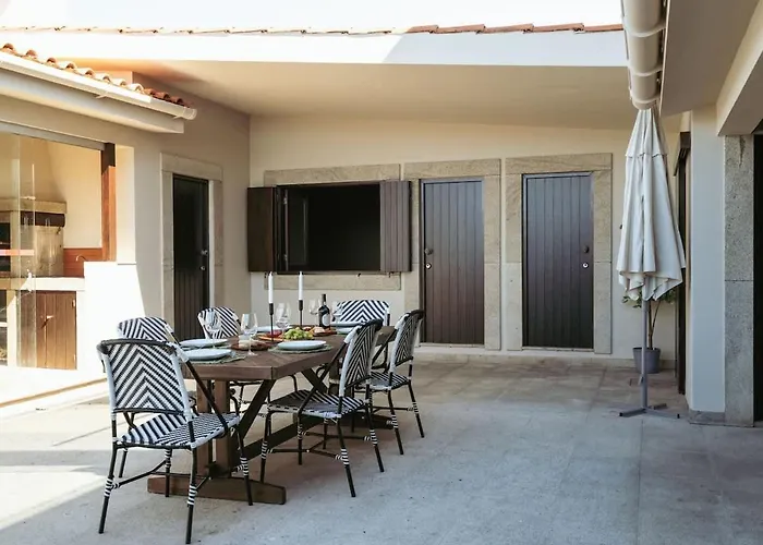 With Jacuzzi & Garage By Hostwise Vila Cha (Porto)