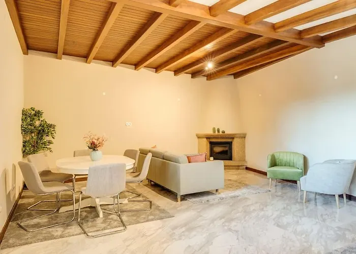 With Jacuzzi & Garage By Hostwise Hébergement de vacances *