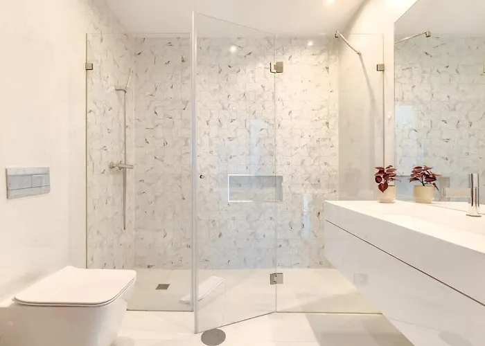 With Jacuzzi & Garage By Hostwise בית נופש Vila Cha (Porto)