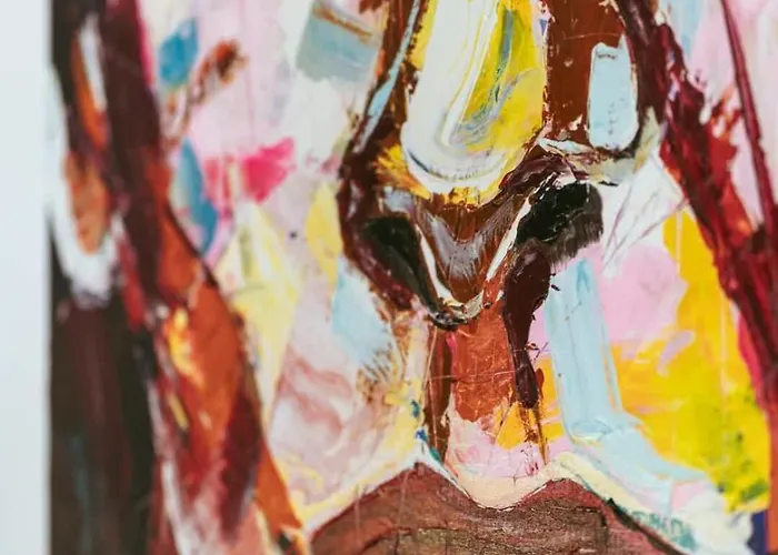 With Jacuzzi & Garage By Hostwise *